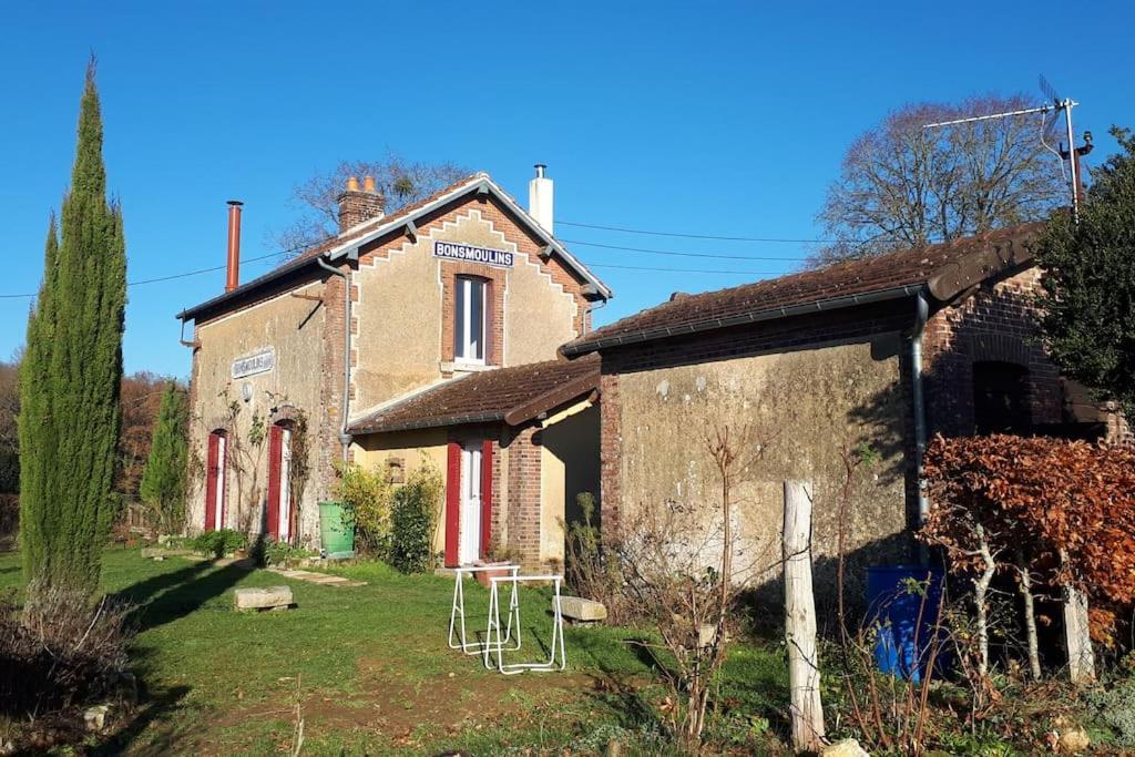 Charmante Ancienne Gare Halte Relais Bonsmoulins Esterno foto